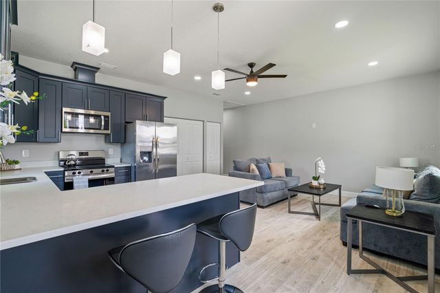 2617 W SAINT JOSEPH STREET 2, Tampa, FL 33607