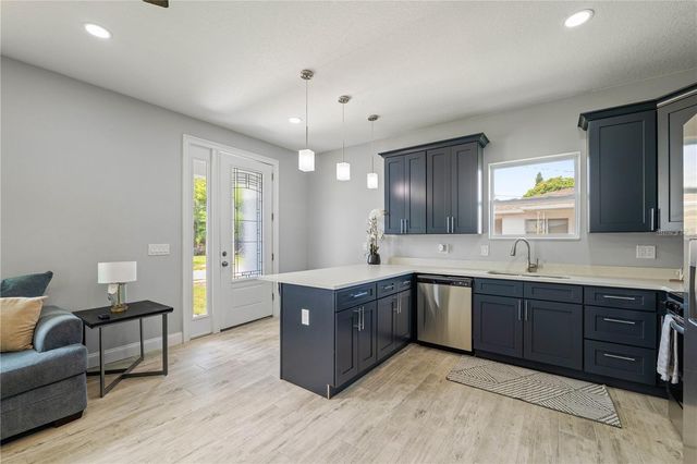 2617 W SAINT JOSEPH STREET 2, Tampa, FL 33607