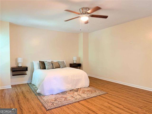284 Angla Drive SE, Smyrna, GA 30082