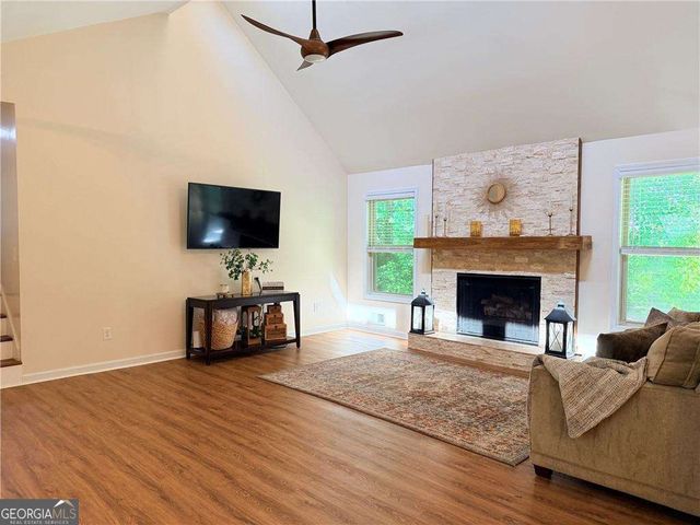 284 Angla Drive SE, Smyrna, GA 30082