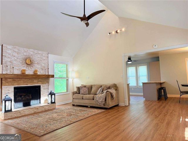 284 Angla Drive SE, Smyrna, GA 30082