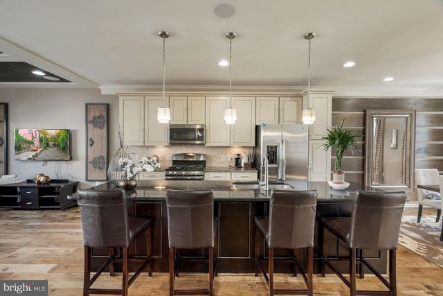 22595 WILLINGTON SQ, Ashburn, VA 20148