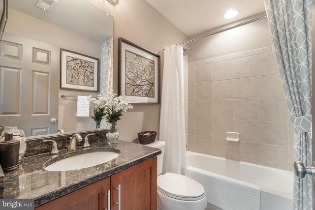 22595 WILLINGTON SQ, Ashburn, VA 20148