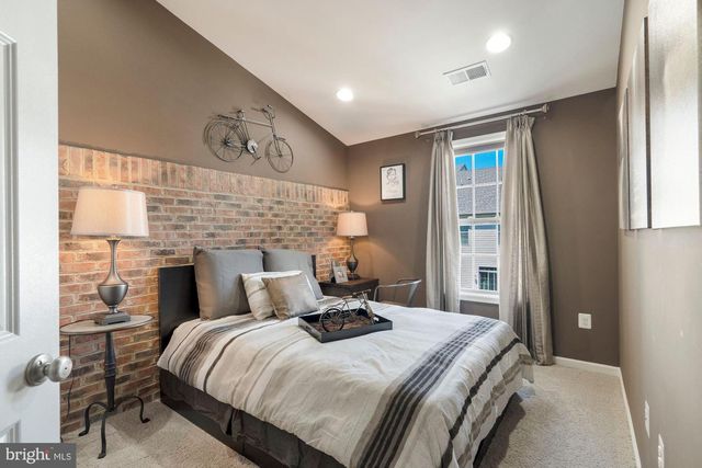 22595 WILLINGTON SQ, Ashburn, VA 20148