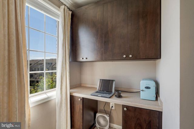 22595 WILLINGTON SQ, Ashburn, VA 20148