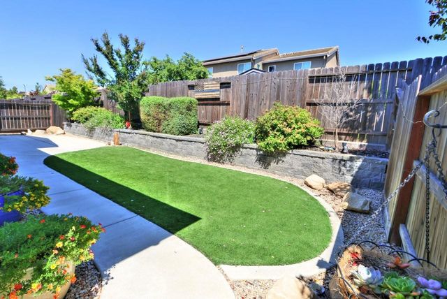 4145 Hydra Cir, Roseville, CA 95747