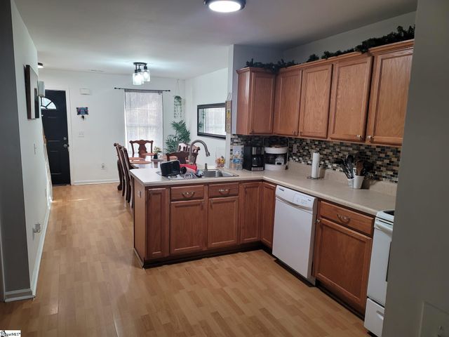 43 Birdsong Lane, Taylors, SC 29687