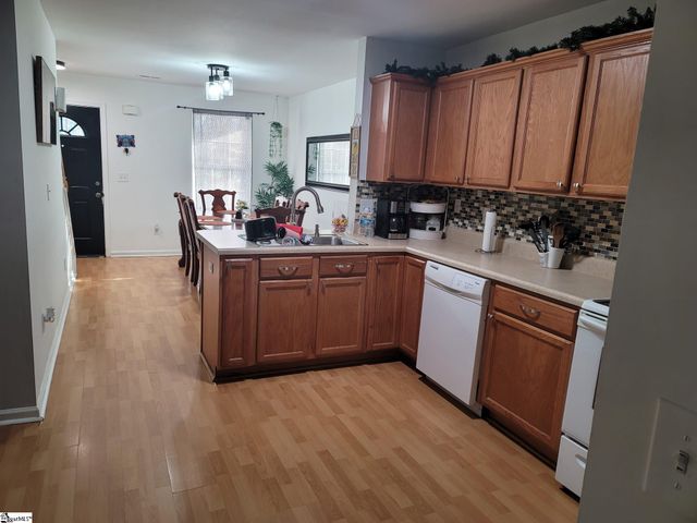 43 Birdsong Lane, Taylors, SC 29687