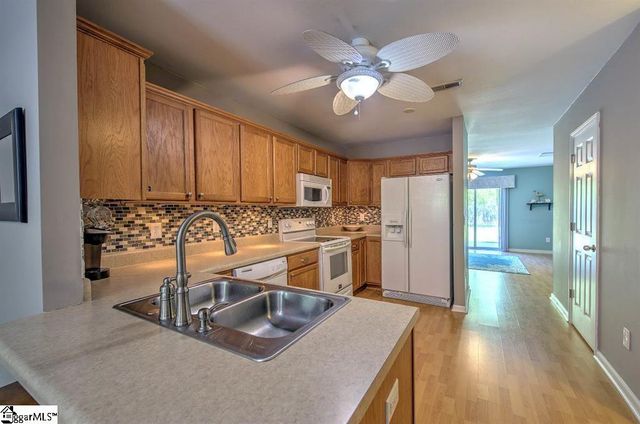 43 Birdsong Lane, Taylors, SC 29687