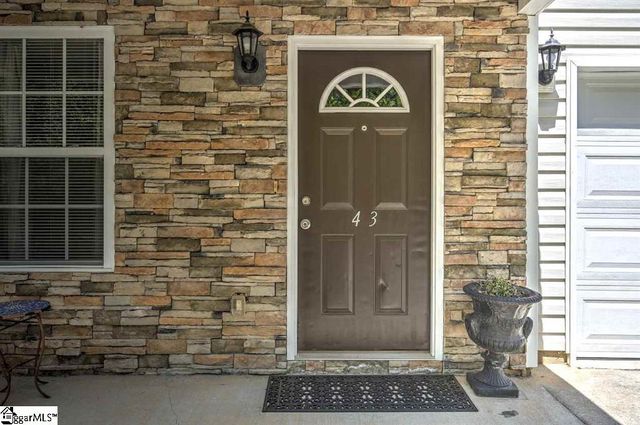 43 Birdsong Lane, Taylors, SC 29687