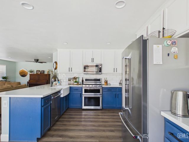 12000 Stonington Street, Bakersfield, CA 93312