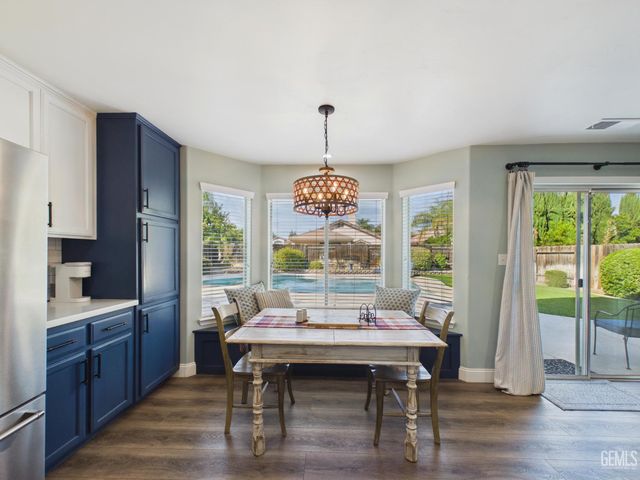 12000 Stonington Street, Bakersfield, CA 93312