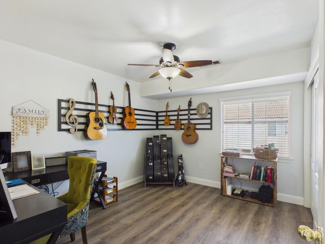12000 Stonington Street, Bakersfield, CA 93312