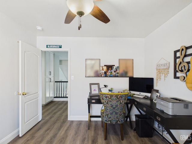 12000 Stonington Street, Bakersfield, CA 93312