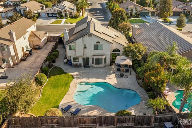 12000 Stonington Street, Bakersfield, CA 93312