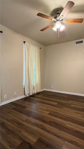 5208 E side Avenue 1, Dallas, TX 75214