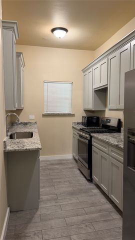 5208 E side Avenue 1, Dallas, TX 75214