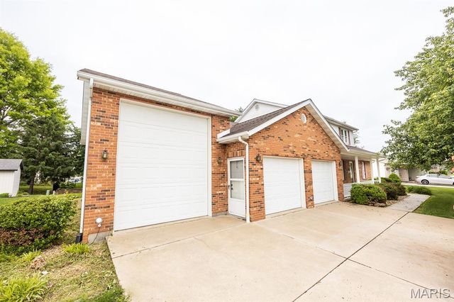1134 Quail Point, Mascoutah, IL 62258