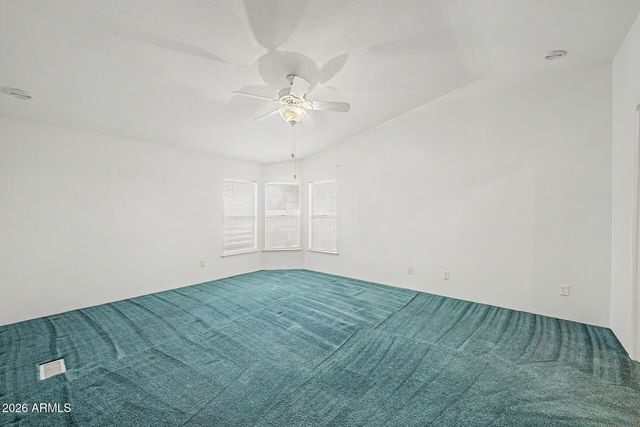 9752 E EMPRESS Avenue, Mesa, AZ 85208