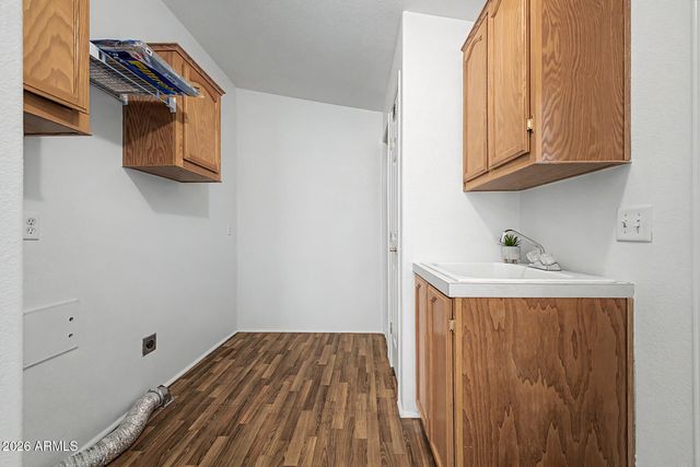 9752 E EMPRESS Avenue, Mesa, AZ 85208
