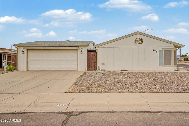 9752 E EMPRESS Avenue, Mesa, AZ 85208