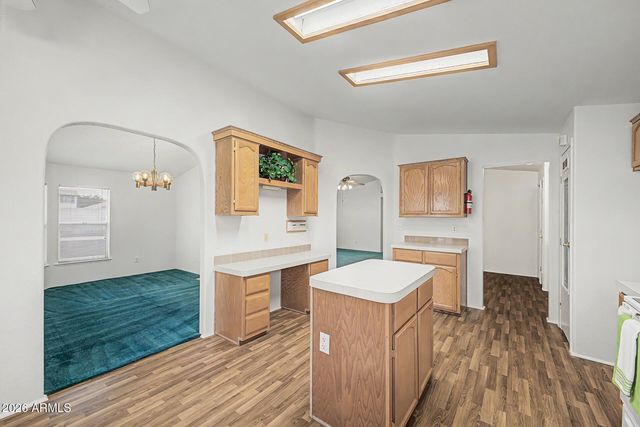 9752 E EMPRESS Avenue, Mesa, AZ 85208