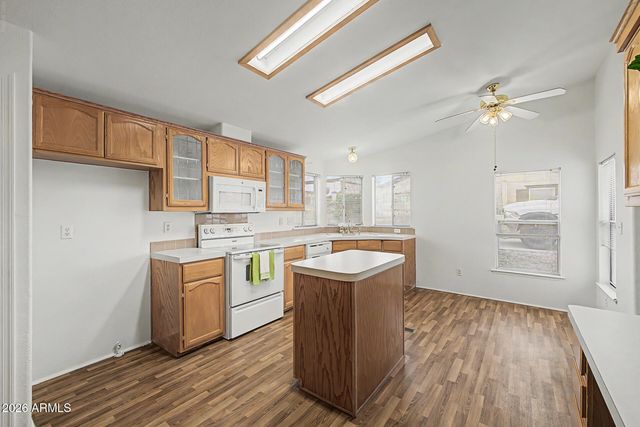 9752 E EMPRESS Avenue, Mesa, AZ 85208