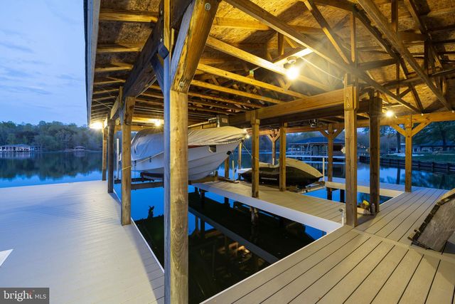 544 ARK AVE, Bumpass, VA 23024