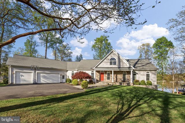 544 ARK AVE, Bumpass, VA 23024
