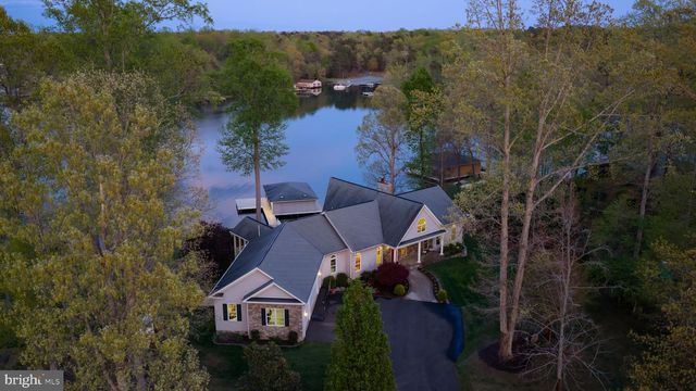 544 ARK AVE, Bumpass, VA 23024