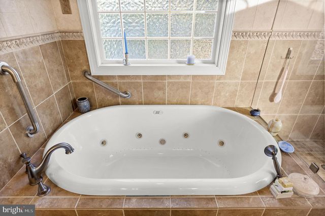 544 ARK AVE, Bumpass, VA 23024