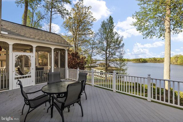 544 ARK AVE, Bumpass, VA 23024