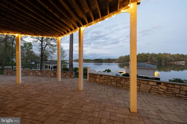 544 ARK AVE, Bumpass, VA 23024