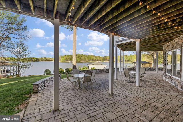 544 ARK AVE, Bumpass, VA 23024