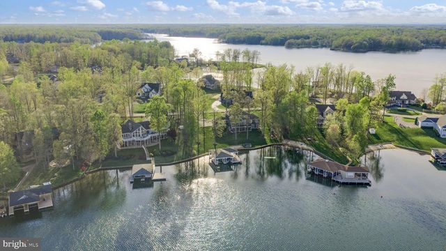 544 ARK AVE, Bumpass, VA 23024