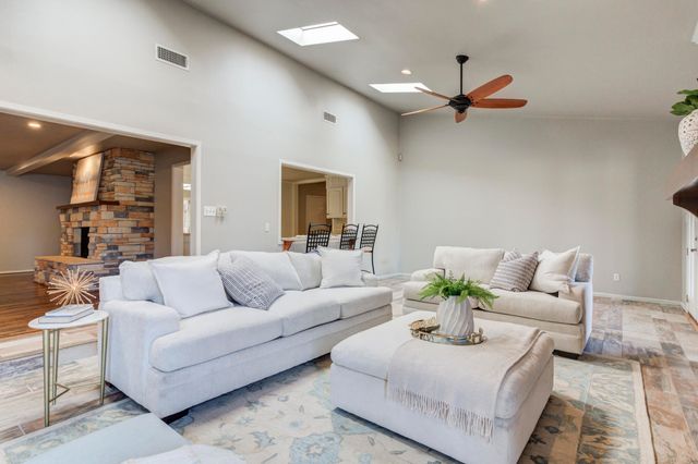 4608 18th Street, Lubbock, TX 79416