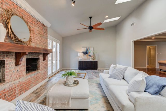 4608 18th Street, Lubbock, TX 79416