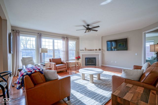 3905 Heathfield Court, Zionsville, IN 46077