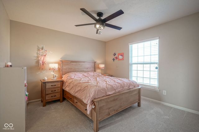 3905 Heathfield Court, Zionsville, IN 46077