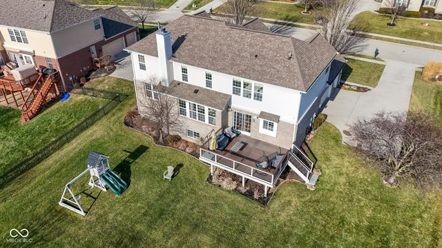 3905 Heathfield Court, Zionsville, IN 46077