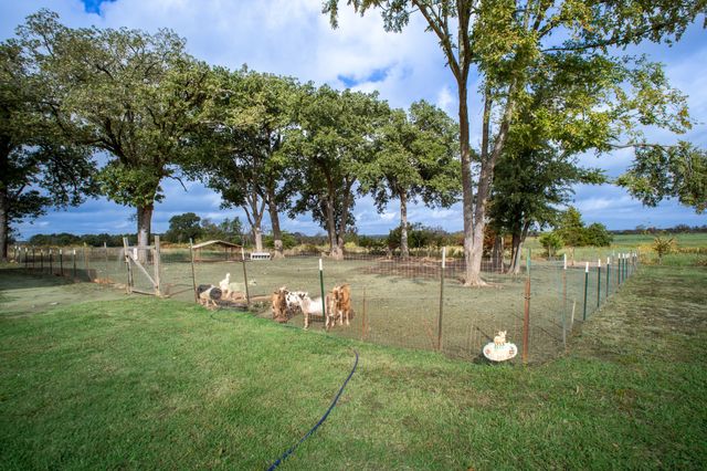 1170 Fm 1633, Mexia, TX 76667