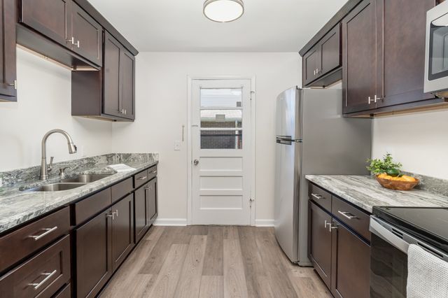 1911 Herman St Unit B, Nashville, TN 37208