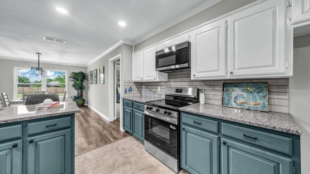 142 Lori Drive, Willow Park, TX 76087