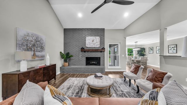 142 Lori Drive, Willow Park, TX 76087