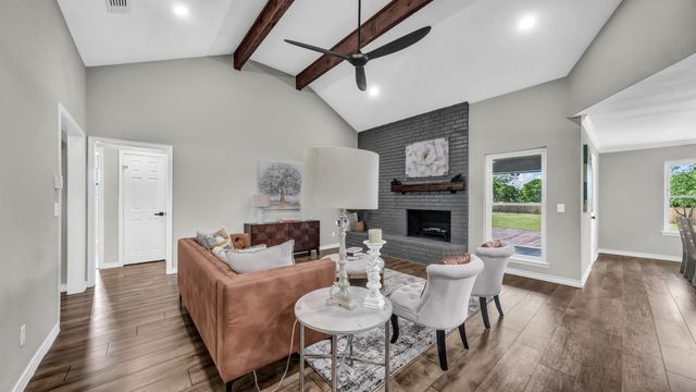 142 Lori Drive, Willow Park, TX 76087