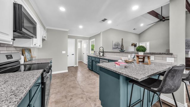 142 Lori Drive, Willow Park, TX 76087