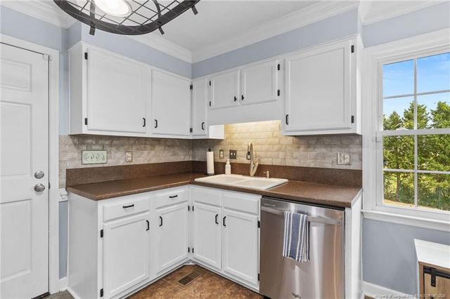 386 Saddle Ridge Road, Fayetteville, NC 28311