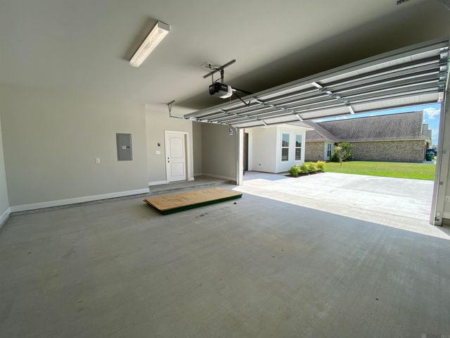 314 Marmande Avenue, Thibodaux, LA 70301