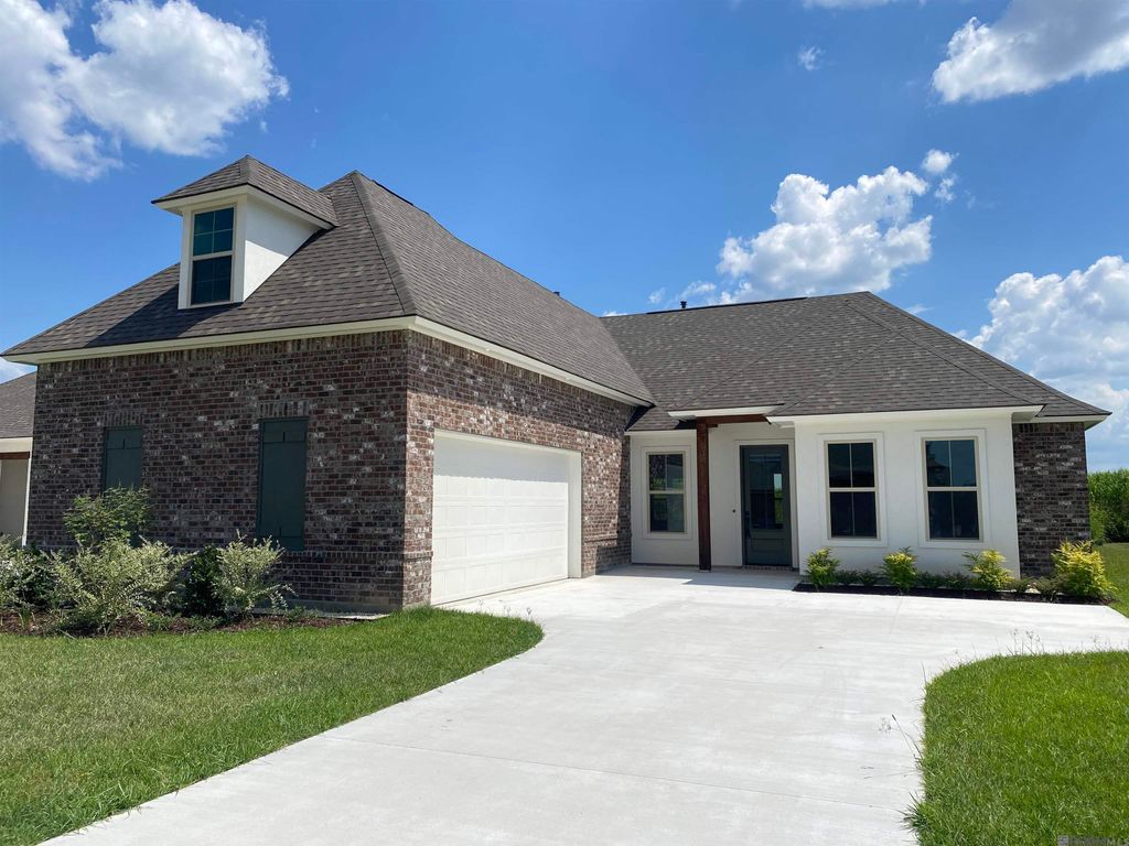 314 Marmande Avenue, Thibodaux, LA 70301