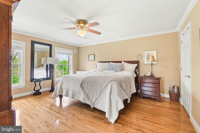 417 VINEYARD LN, Downingtown, PA 19335